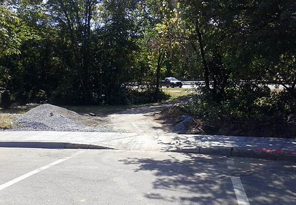 suitland-parkway-trail-2